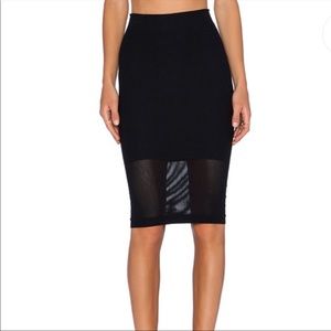 BCBGENERATION Mesh Panel Skirt in Black